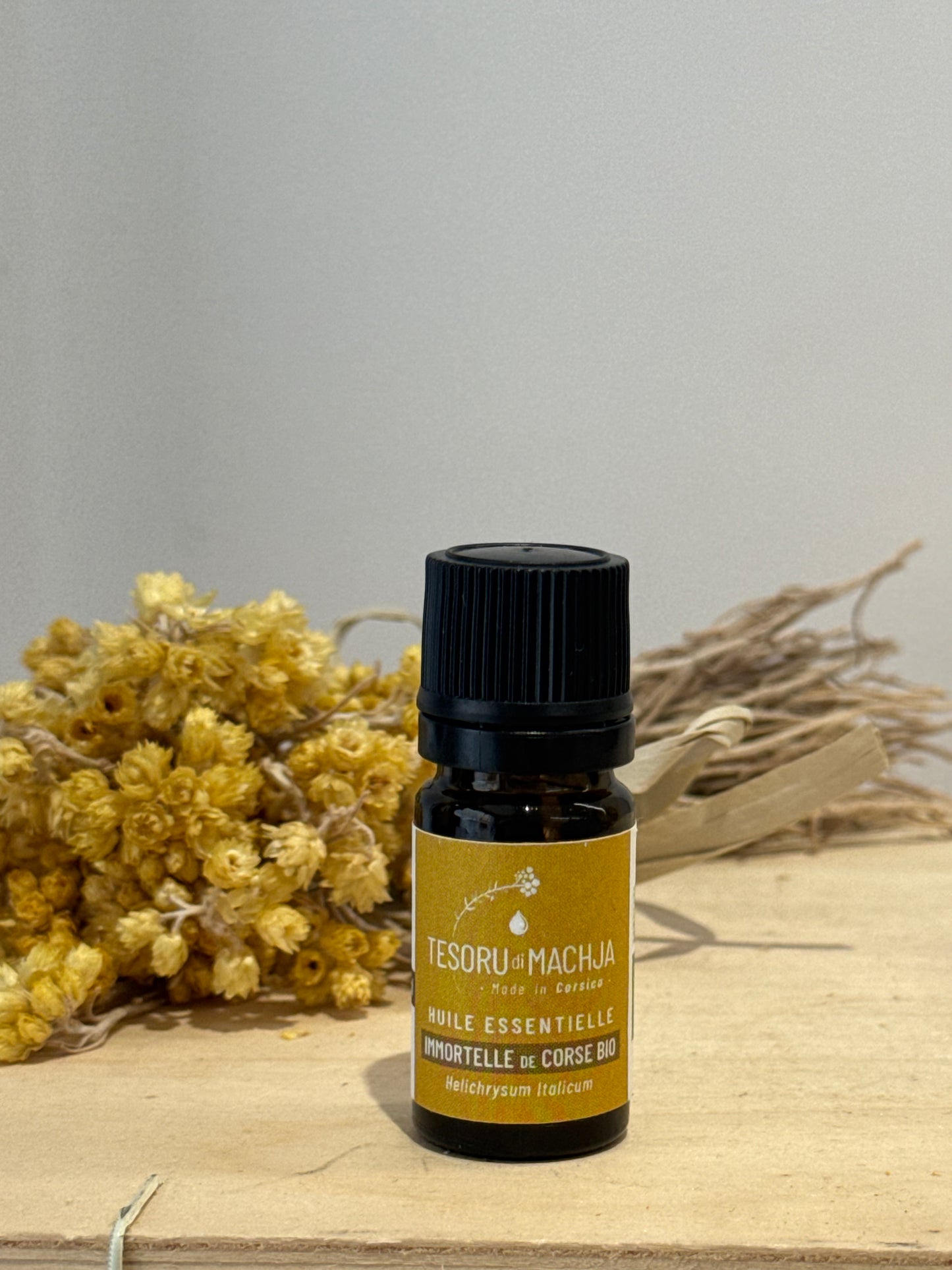 Tesoru di Machja -Huile Essentielle Immortelle